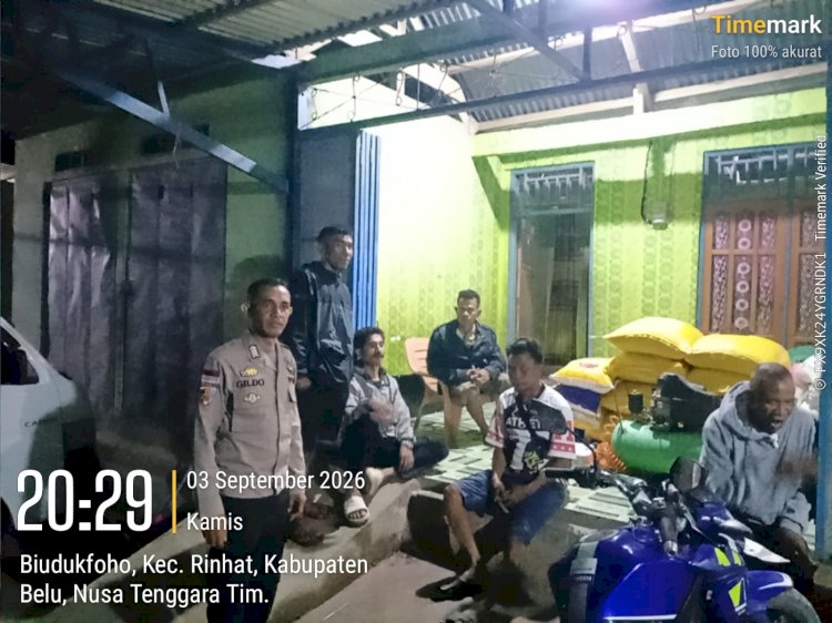 Polsek Rinhat Perkuat Kehadiran Polisi di Tengah Masyarakat Melalui Patroli Dialogis
