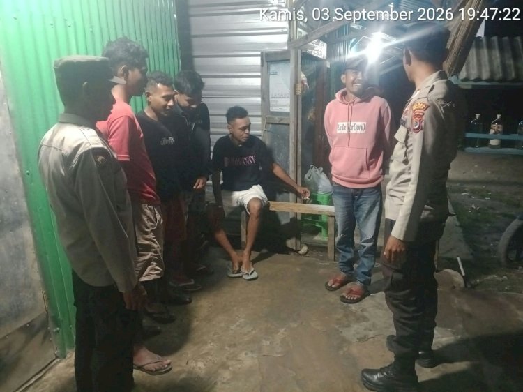Pastikan Malam Tetap Aman, Polsek Sasitamean Patroli Sambangi Titik Aktivitas Warga