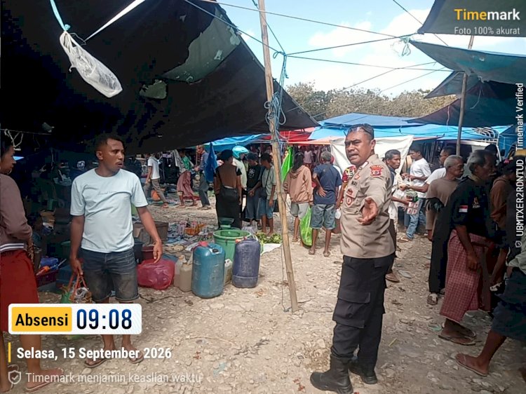 Patroli Polsek Wewiku Pantau Pasar dan Aksi Sosial, Kamtibmas Tetap Kondusif