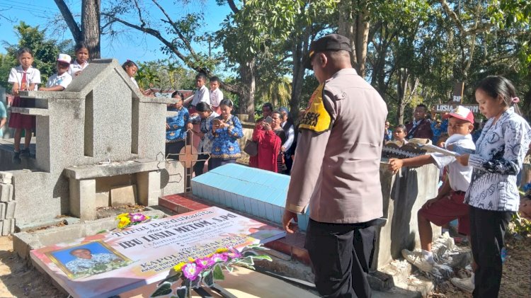 Polsek Sasitamean Hadir Berikan Pengamanan Pemakaman, Wujud Kepedulian Polri kepada Masyarakat