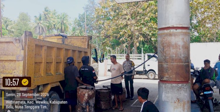 Polsek Wewiku Tingkatkan Patroli Siang, Jaga Kamtibmas di Wilayah Desa dan APMS Webriamata