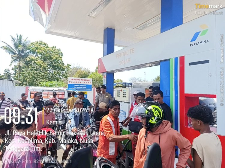 Polsek Kobalima Monitoring Penyaluran BBM di APMS Welaus, Pastikan Pelayanan kepada Masyarakat Berjalan Tertib